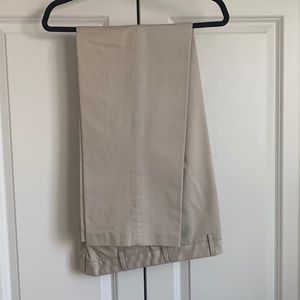 Men’s Izod Khakis